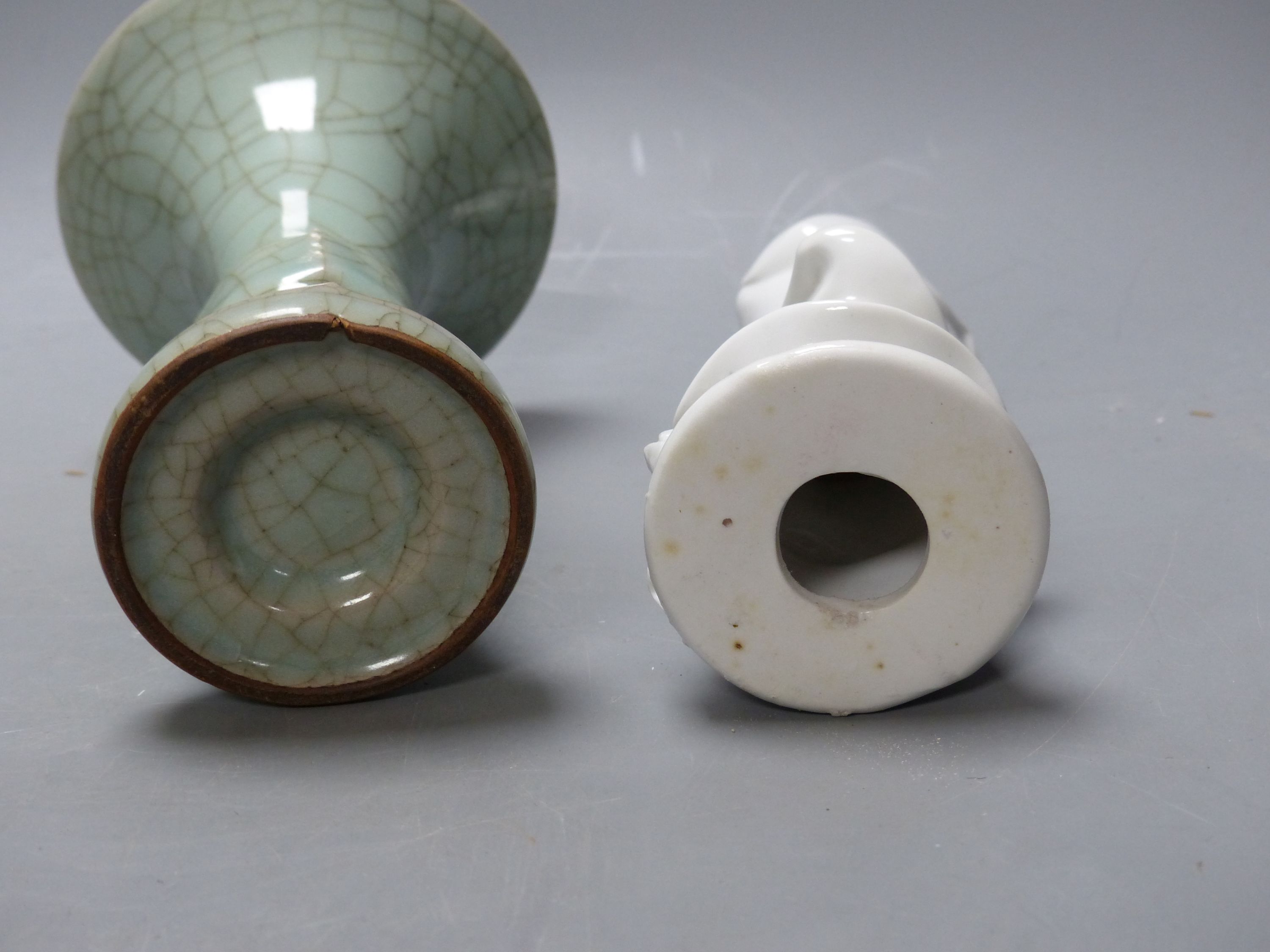 Assorted Chinese ceramics, tallest 22cm